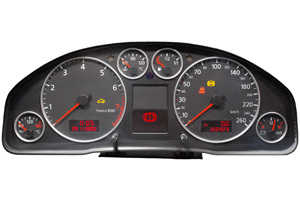 Audi A6 C4  • Displayreparatur MFA/KM-Anzeige