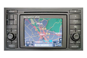 Audi A8 D2 - Navi Plus Reparatur des Navigationssystems