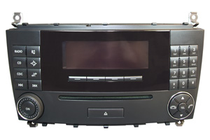Mercedes C - CD-Radio Displayfehler/Lesefehler