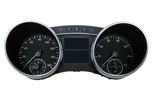 Mercedes GL W166 - Kombiinstrument / Tachoreparatur, Anzeigen Fehlerhaft, Display / Pixelfehler Reparatur, Diverse Ausfälle bis hin zum Totalausfall