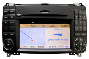 Mercedes B W245 - Navigationssystem Reparatur Displayfehler/Laufwerkfehler